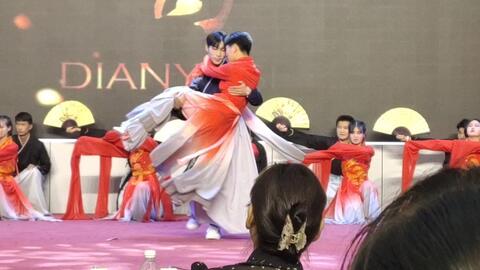 古風(fēng)舞 金戈換故里 音樂 典獄司 海南醫(yī)學(xué)院醫(yī)學(xué)信息學(xué)院